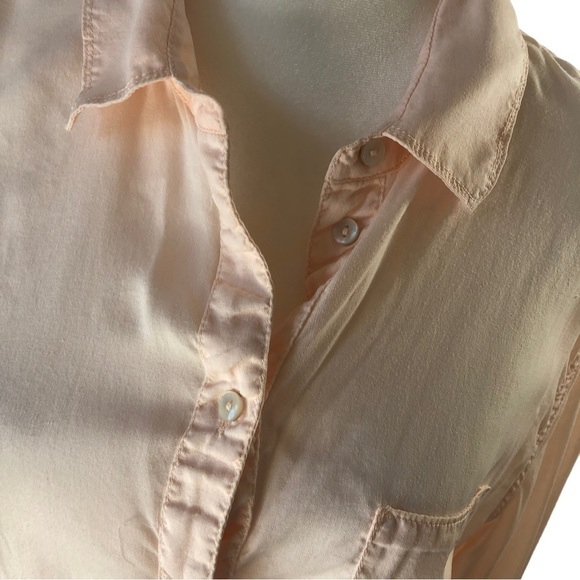 aerie Full Front Button Up Soft Lyocell Blouse Women L Light Peach Classic - Picture 2 of 11
